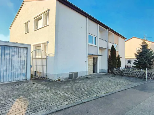 Außenansicht Eingang - Vorher